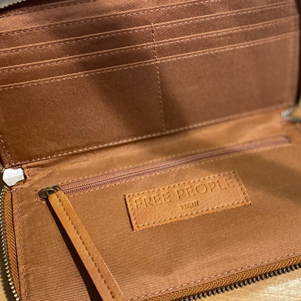 Women’s Free People Wallet